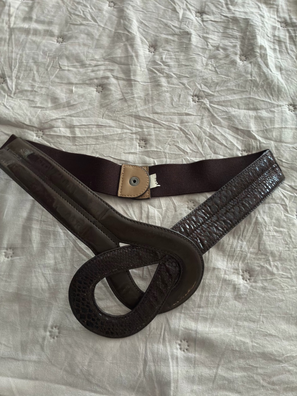 Women ‘s Dark Brown Leather Loop Belt - Unbranded
